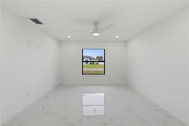1906 NE 16th PL, Cape Coral, FL 33909