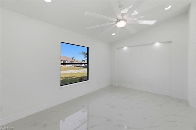 1906 NE 16th PL, Cape Coral, FL 33909