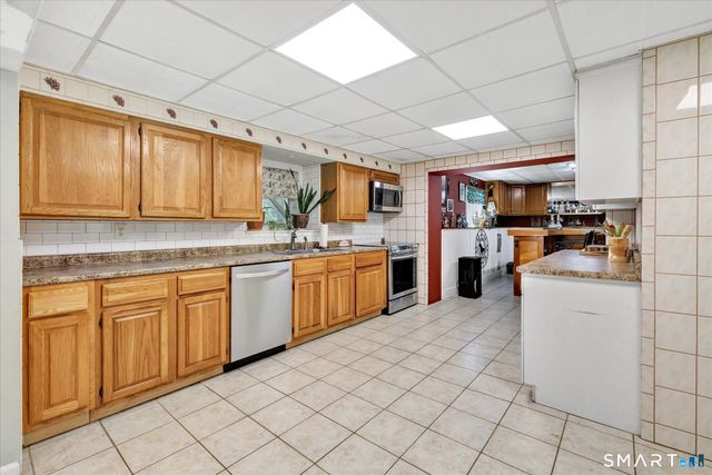 220 Beardsley Road, Shelton, CT 06484