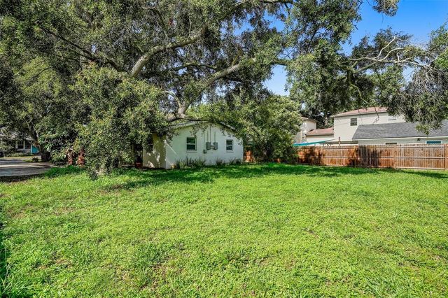 779 12TH AVE N, St Petersburg, FL 33704