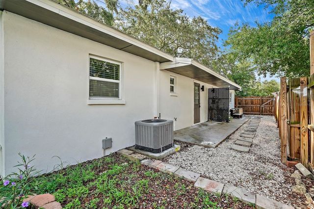 779 12TH AVE N, St Petersburg, FL 33704