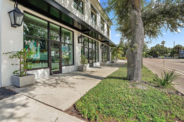 779 12TH AVE N, St Petersburg, FL 33704