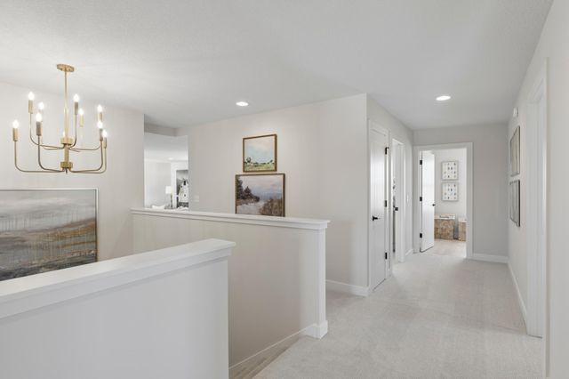 5003 Airlake Drive, Woodbury, MN 55129