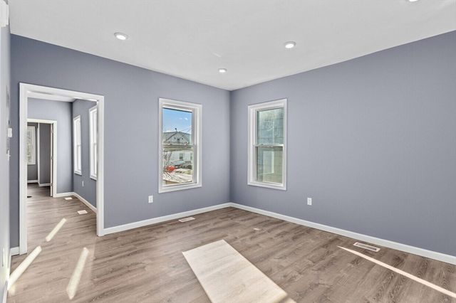 167 Lexington St 167, Boston, MA 02128