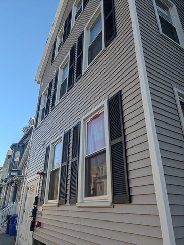 167 Lexington St 167, Boston, MA 02128