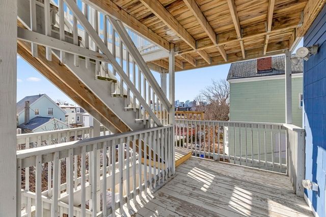 167 Lexington St 167, Boston, MA 02128