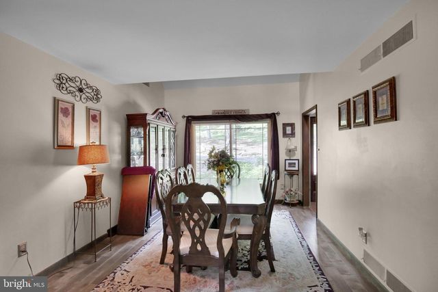 176 IMPERIAL DR, Mohnton, PA 19540