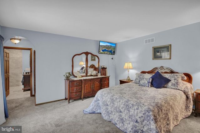 176 IMPERIAL DR, Mohnton, PA 19540