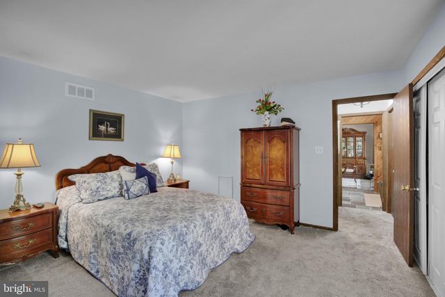 176 IMPERIAL DR, Mohnton, PA 19540