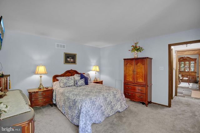 176 IMPERIAL DR, Mohnton, PA 19540