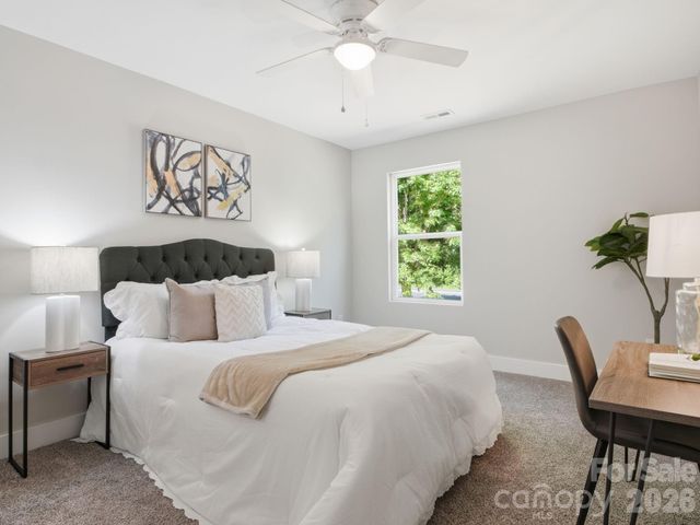 1699 Mission Oaks Street, Kannapolis, NC 28083
