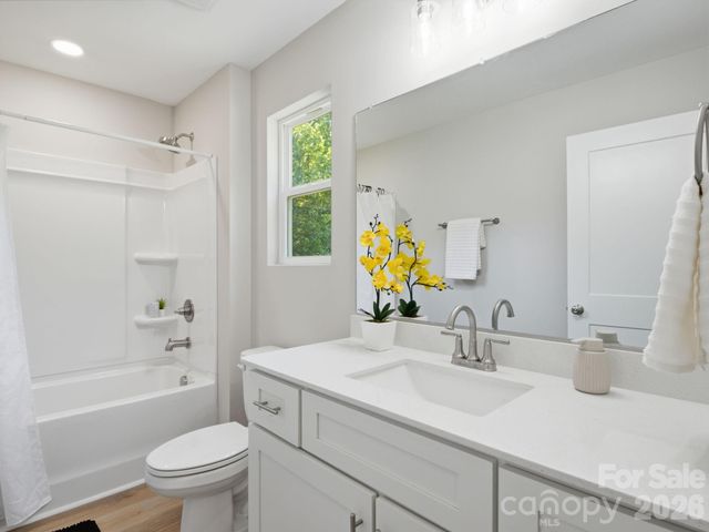 1699 Mission Oaks Street, Kannapolis, NC 28083