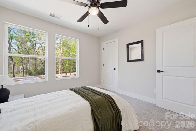 1699 Mission Oaks Street, Kannapolis, NC 28083