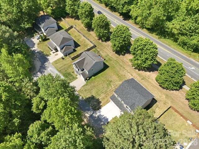 1699 Mission Oaks Street, Kannapolis, NC 28083