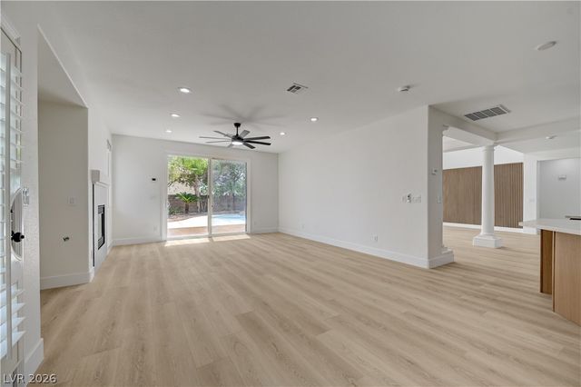 5817 Christine Falls Avenue, Las Vegas, NV 89130