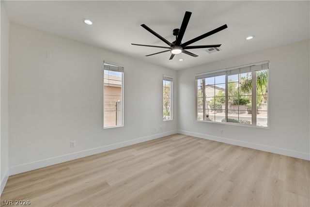 5817 Christine Falls Avenue, Las Vegas, NV 89130