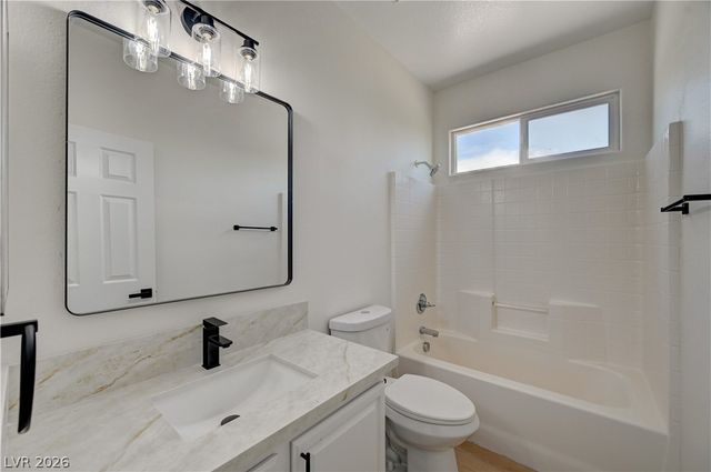 5817 Christine Falls Avenue, Las Vegas, NV 89130