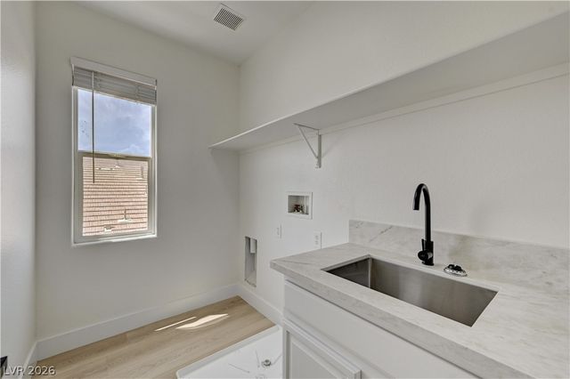 5817 Christine Falls Avenue, Las Vegas, NV 89130