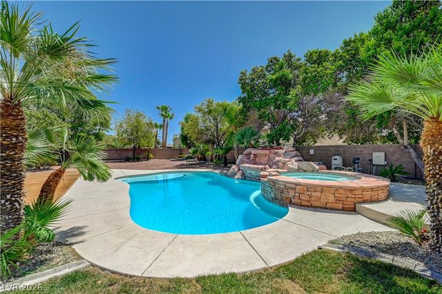 5817 Christine Falls Avenue, Las Vegas, NV 89130