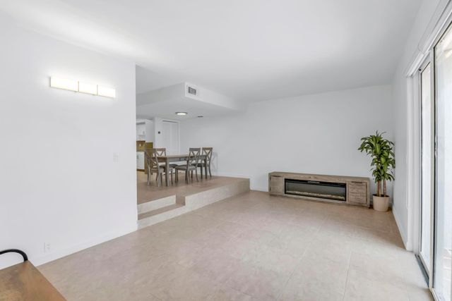 3827 NE 166th St, North Miami Beach, FL 33160