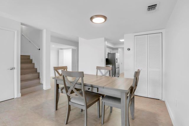 3827 NE 166th St, North Miami Beach, FL 33160