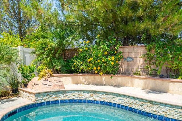 11780 Bunting Cir, Corona, CA 92883