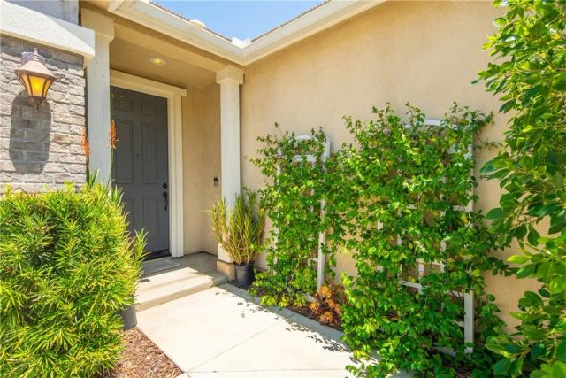 11780 Bunting Cir, Corona, CA 92883