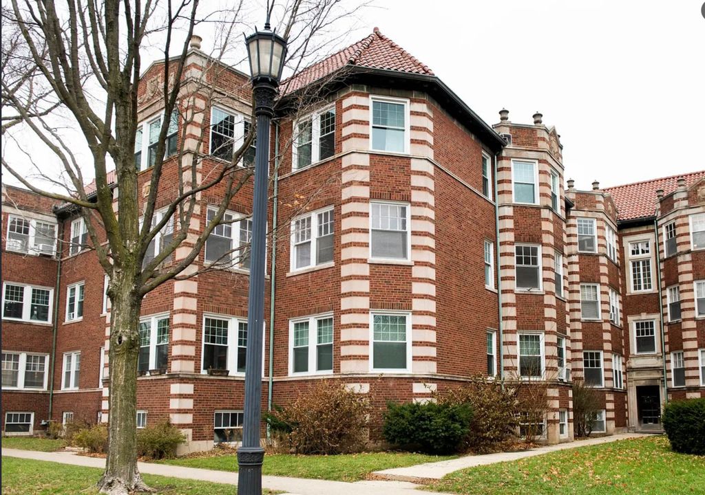 331 Kedzie Street 2, Evanston, IL 60202