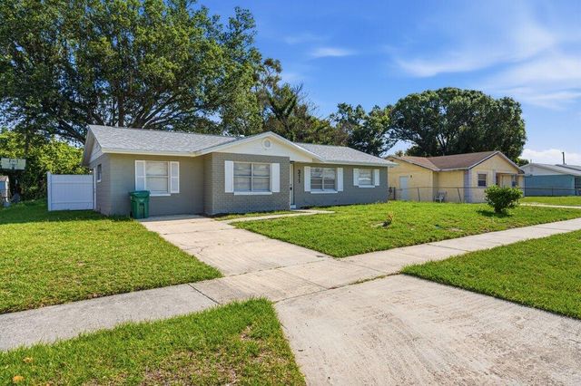 311 Essex Drive, Fort Pierce, FL 34946