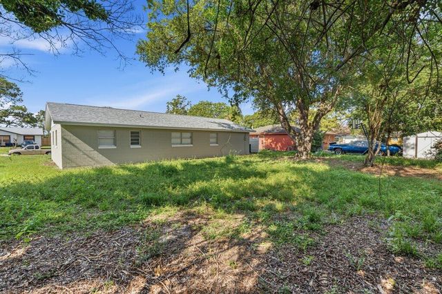 311 Essex Drive, Fort Pierce, FL 34946