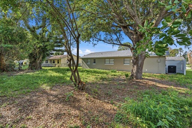 311 Essex Drive, Fort Pierce, FL 34946