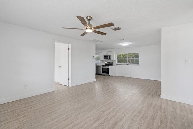 311 Essex Drive, Fort Pierce, FL 34946