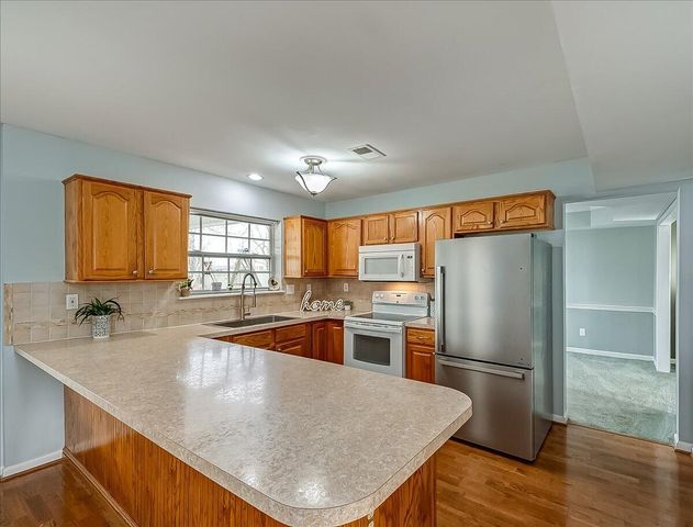 112 Hillock Court, Nicholasville, KY 40356