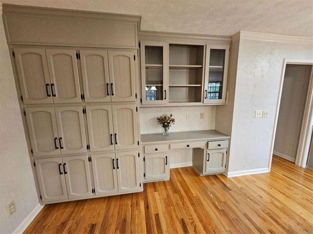 5525 Wedgewood Court, Lilburn, GA 30047