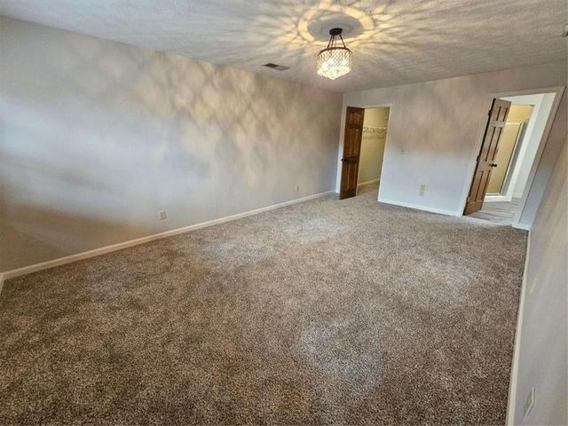 5525 Wedgewood Court, Lilburn, GA 30047
