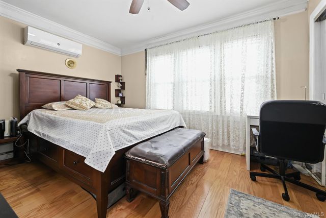 93-19 201st Street, Hollis, NY 11423