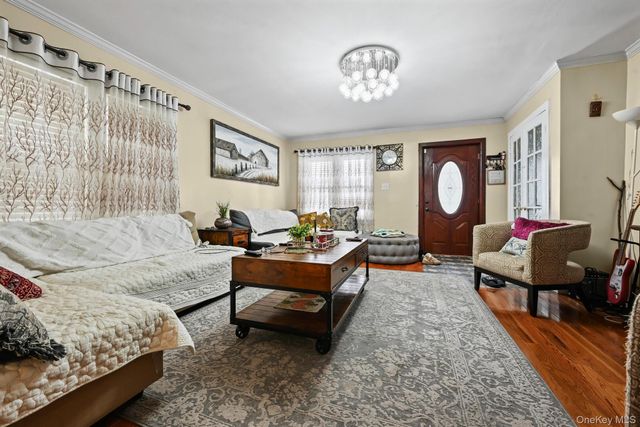 93-19 201st Street, Hollis, NY 11423