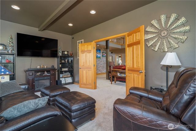 450 SE Arcadia Shores Road, Shelton, WA 98584