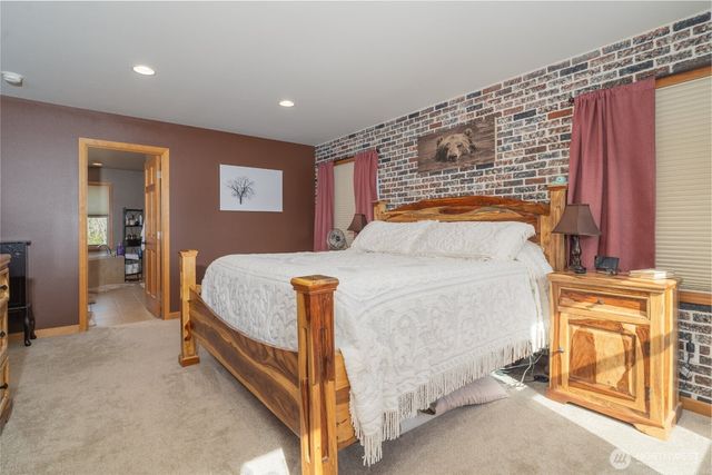 450 SE Arcadia Shores Road, Shelton, WA 98584
