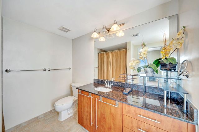 7350 SW 89th Street 2102s, Miami, FL 33156