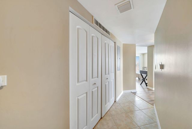 7350 SW 89th Street 2102s, Miami, FL 33156
