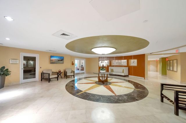 7350 SW 89th Street 2102s, Miami, FL 33156