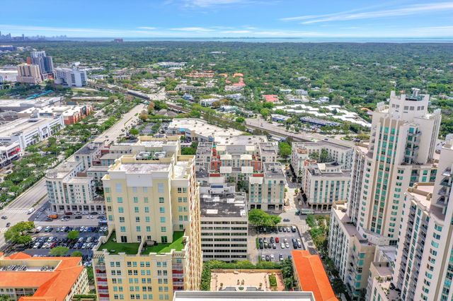 7350 SW 89th Street 2102s, Miami, FL 33156
