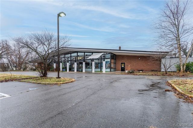 1202 W Washington St, Petersburg, VA 23803
