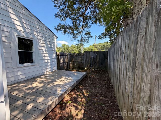 123 E Farmview Street, Gastonia, NC 28054