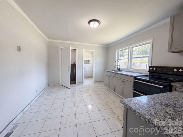 123 E Farmview Street, Gastonia, NC 28054