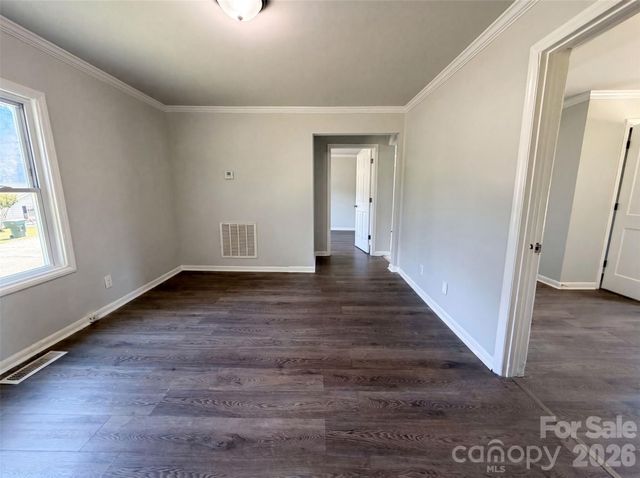 123 E Farmview Street, Gastonia, NC 28054