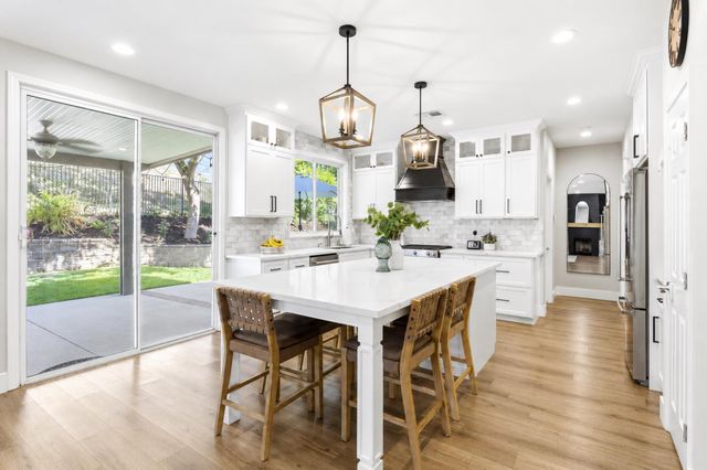 2011 Caleb Ct, Rocklin, CA 95765
