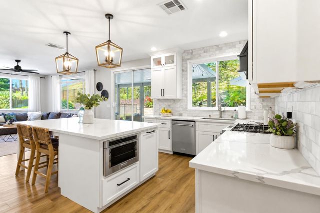 2011 Caleb Ct, Rocklin, CA 95765
