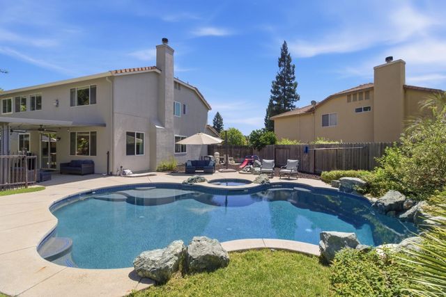 2011 Caleb Ct, Rocklin, CA 95765